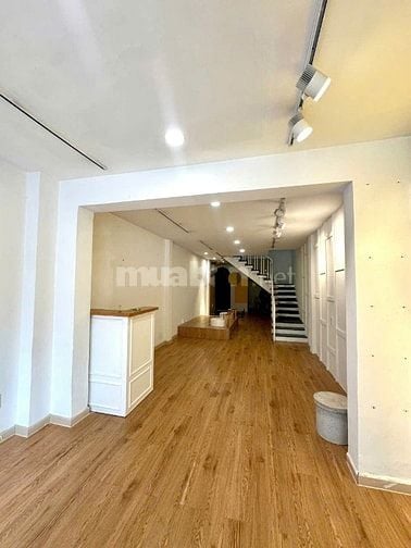 Cho thuê nguyên căn mặt tiền đường Nguyễn Văn Nguyễn, P. Tân Định, Q1 