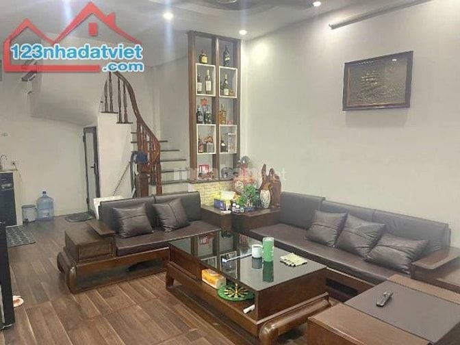 Nhà đẹp, MT rộng Mậu Lương - Hà Đông 32m x 5 tầng, MT 4m, Ngõ SH tránh