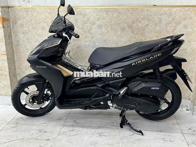 AB 125 mẫu 4val 2024 đen mù mới keng 43AC-015.34