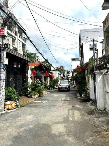 Bán nhà Nguyễn Văn Quá quận 12 - đường nhựa 6m thông - 4mX15m - 5 tỷ 2