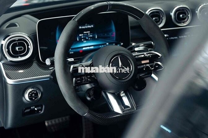 LONG ANH AUTO về MERCEDES C63SE Performance 2024