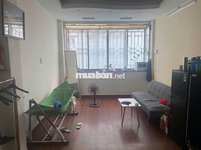 Cho thuê chung cư Miếu Nổi 70m2 3 phòng ngủ
