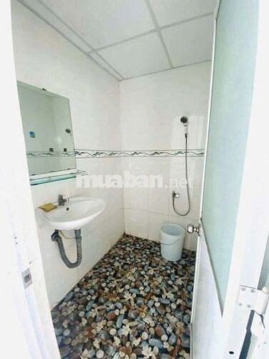 CHO THUÊ NHÀ TRỆT LỬNG LẦU DTSD 440M2 KDC HỒNG LOAN GIAD 16TR/THÁNG