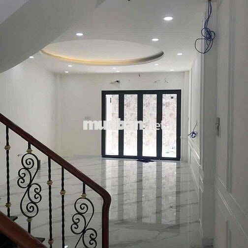 NHÀ KHU VÍP TÔ HIỆU 4x18M ĐÚC 4 TẤM 5PN 6WC CHỈ 18TR