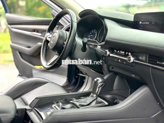 Mazda 3 2020 1.5L Luxury. xe 1 chủ. zin tuyệt đối