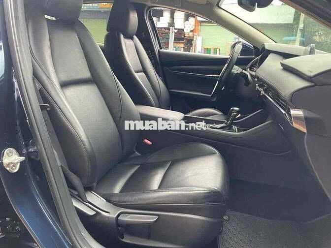 Mazda 3 2020 1.5L Luxury. xe 1 chủ. zin tuyệt đối