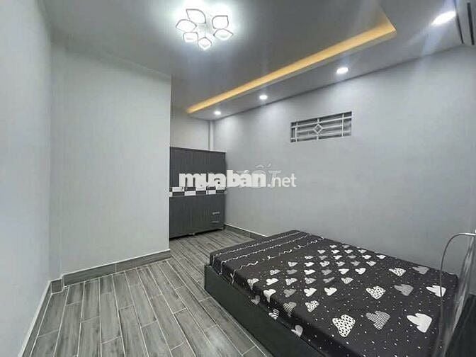 HXH 1/ LVQ giáp tân phú 4x10m đúc 1tr 2L sân thượng 2pn 2wc giá 2ty350