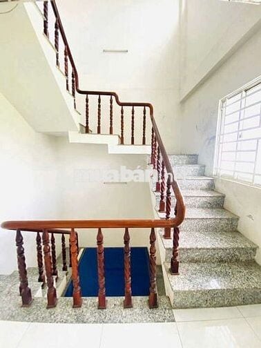 CHO THUÊ NHÀ TRỆT LỬNG LẦU DTSD 440M2 KDC HỒNG LOAN GIAD 16TR/THÁNG