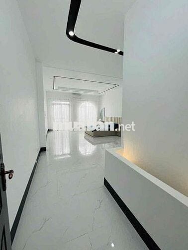 NHÀ CHO THUÊ ĐẸP FULL NỘI THẤY HƯNG PHÚ