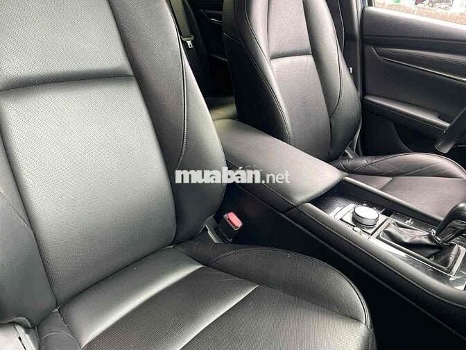 Mazda 3 2020 1.5L Luxury. xe 1 chủ. zin tuyệt đối