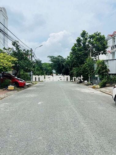 CHO THUÊ NHÀ TRỆT LỬNG LẦU DTSD 440M2 KDC HỒNG LOAN GIAD 16TR/THÁNG