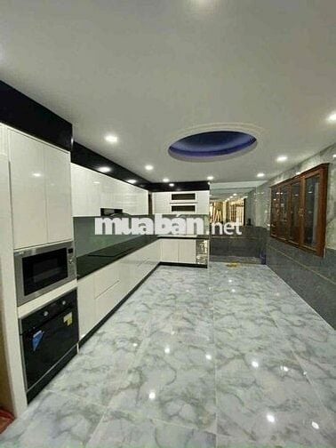 EM CHỦ- HẺM 6M TÂN SƠN NHÌ FULL NT 4x18M ĐÚC 3,5 TẤM 4PN 5WC CHỈ 22TR