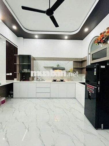 CHO THUÊ NHÀ 2 LẦU KDC HƯNG PHÚ MỚI ĐẸP FULL NỘI THẤT GIÁ 15TR/THÁNG