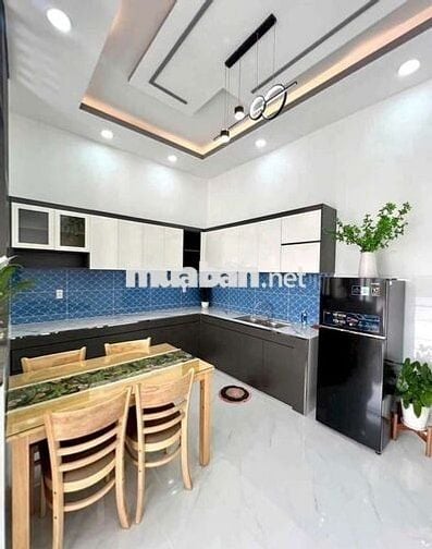 Bán nhà cấp 4 sổ hồng riêng, dt 100m2, gần chợ Vĩnh Lộc A giá 760triệu