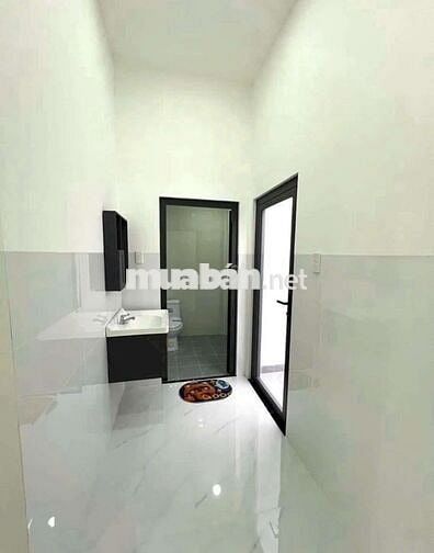 Bán nhà cấp 4 sổ hồng riêng, dt 100m2, gần chợ Vĩnh Lộc A giá 760triệu