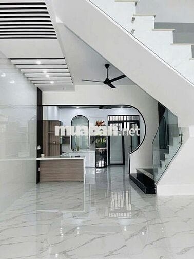 CHO THUÊ NHÀ 2 LẦU KDC HƯNG PHÚ MỚI ĐẸP FULL NỘI THẤT GIÁ 15TR/THÁNG