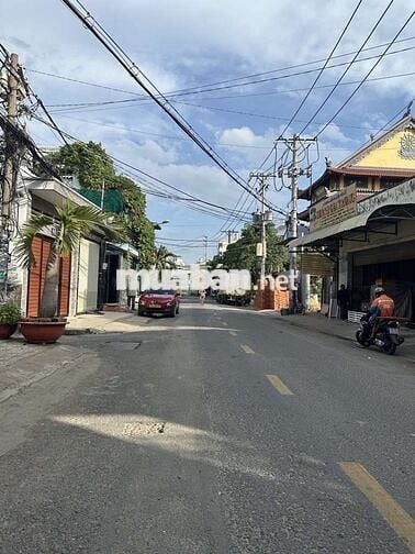 NHÀ MẶT TIỀN ĐÔNG HƯNG THUẬN GẦN CHỢ AN SƯƠNG QUẬN 12 GIÁP TÂN BÌNH
