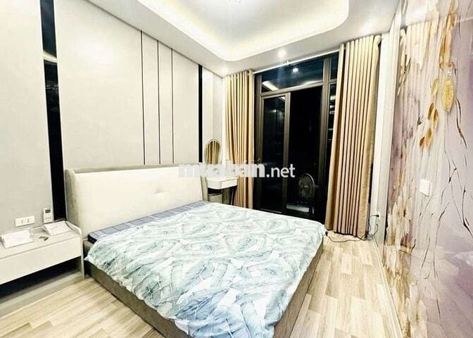 CHÍNH CHỦ BÁN NHÀ TẬP THỂ CHÙA BỘC, PHƯƠNG MAI, 75M, FULL ĐỒ, Ô TÔ ĐỖ