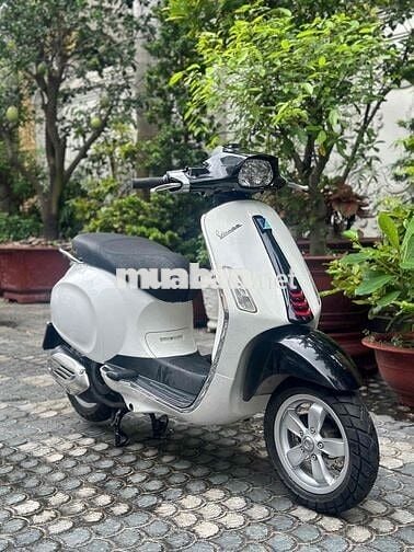Vespa đèn vuông đời 2014 bstp chính chủ