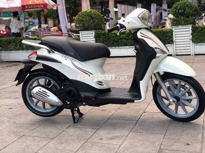 Liberty 125 3vie 2014 màu trắng xe đẹp