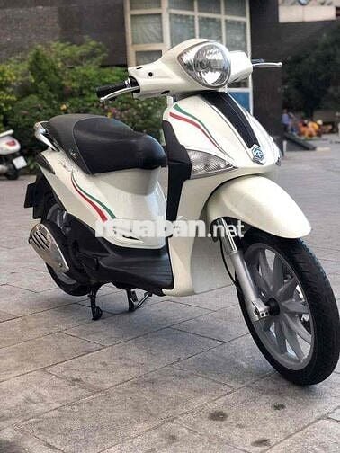 Liberty 125 3vie 2014 màu trắng xe đẹp