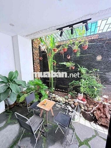 Bán nhà vip mới Hướng Đông nam //  29/3 Hoà xuân