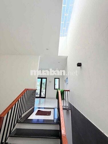 Bán nhà vip mới Hướng Đông nam //  29/3 Hoà xuân
