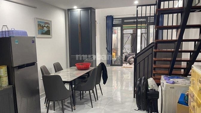 Bán gấp nhà Lữ Gia - Gần SVĐ Phú Thọ - Sổ hồng riêng - Giá tốt 1,82 Tỷ