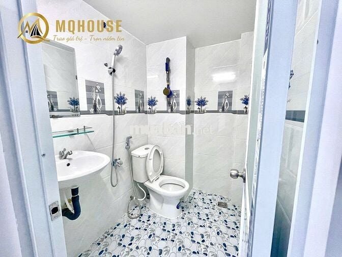 Trống sẵn studio ban công full NT, ô tô tận cửa, gần Học Viện Cán Bộ
