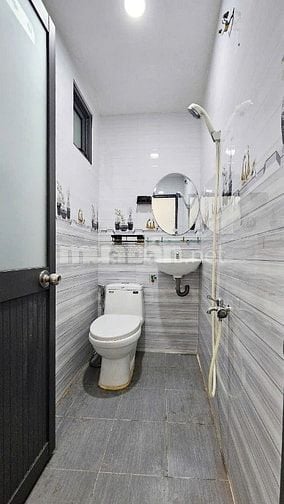 nhà 3 PHÒNG NGỦ 3,5X14 LÊ VĂN SỸ. HẺM THÔNG