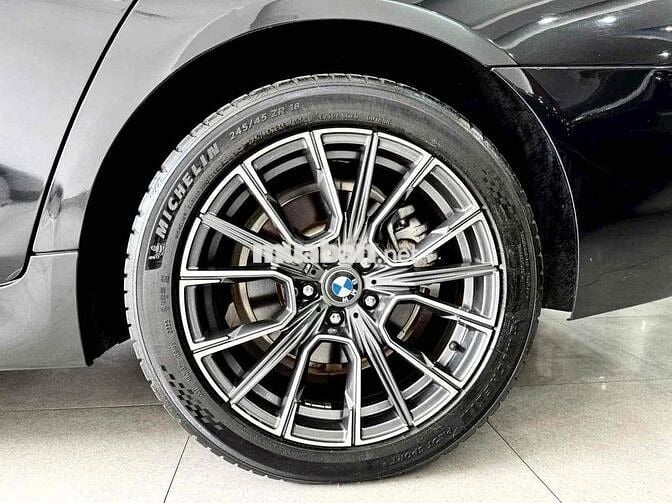 BMW 5 Series 2016 520i