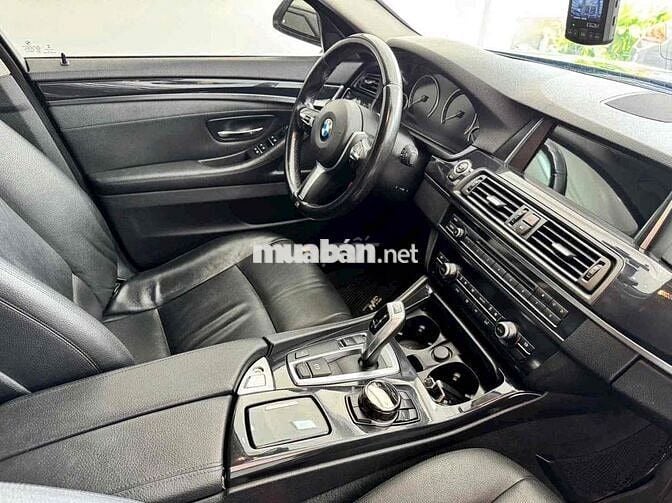 BMW 5 Series 2016 520i