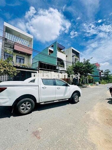 Lô đất mặt tiền đường 5m5 khu Bến xe đối lưng đường Đinh Liệt