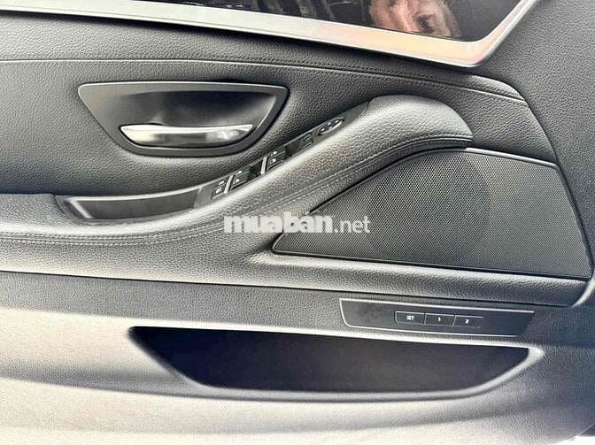 BMW 5 Series 2016 520i