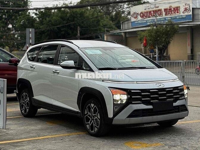 Stargazer 07 chổ - chỉ từ 79tr có xe