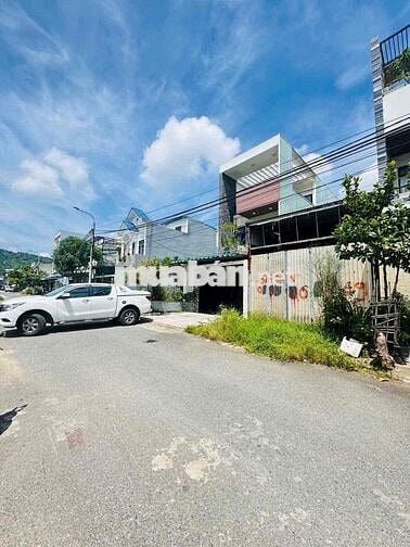 Lô đất mặt tiền đường 5m5 khu Bến xe đối lưng đường Đinh Liệt