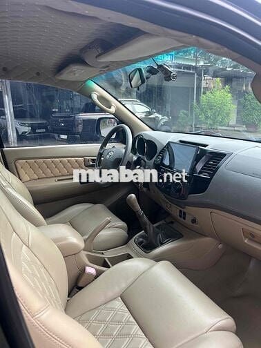 Toyota Fortuner 2009 2.5G - 150000 km
