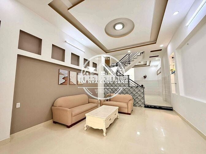 CHO THUÊ NHÀ 3 TẦNG – CÓ SÂN ĐẬU ÔTÔ – HẺM XE TẢI, HBC, THỦ ĐỨC.