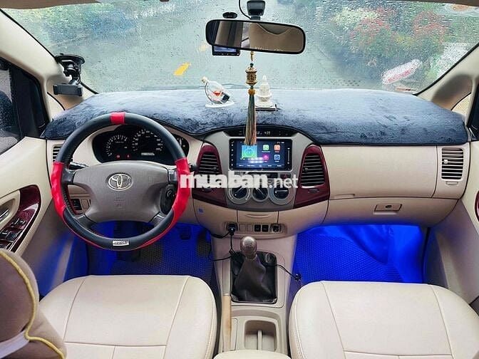 Toyota Innova 2006 G - 170000 km