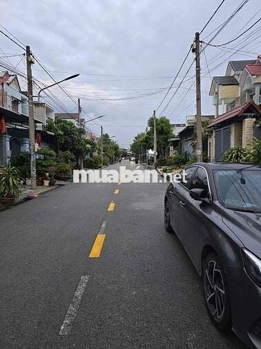 Nhà 01 Trệt 02 Lầu Mới 100% Khu Quân Đoàn 4