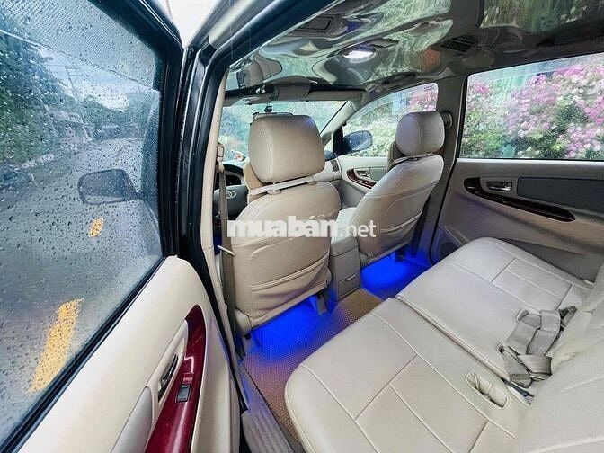 Toyota Innova 2006 G - 170000 km