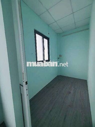Bán nhà Tân Bình, 3 tầng 3pn Ni Sư Huỳnh Liên giá 2,45Tỷ bớt lộc