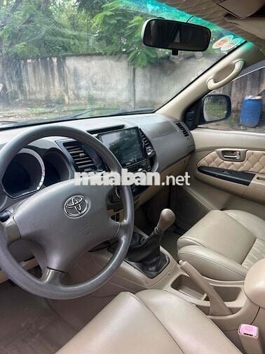 Toyota Fortuner 2009 2.5G - 150000 km