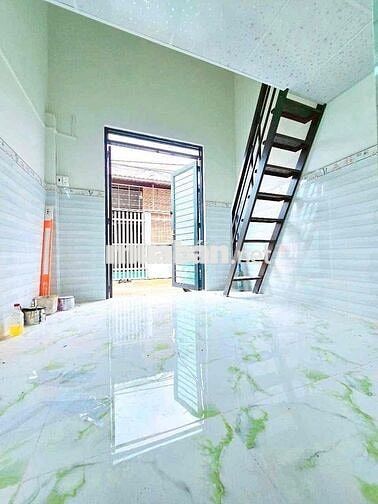nhà thuê  350000  hoặc 2 000000 tr cố 25000000 tr