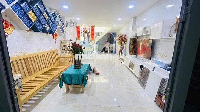 BÁN NHÀ HIỆP BÌNH PHƯỚC.THỦ ĐỨC .DIỆN TÍCH 5OM2, 5TỶ,2TẦNG . 2PN,2WC.