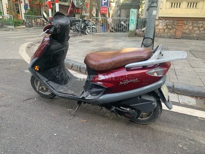Cần bán xe Suzuki Nhật Sapphire 125cc màu đỏ đun biển Hà Nội