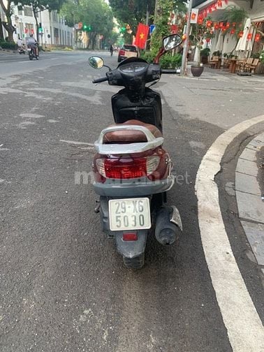 Cần bán xe Suzuki Nhật Sapphire 125cc màu đỏ đun biển Hà Nội