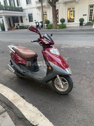 Cần bán xe Suzuki Nhật Sapphire 125cc màu đỏ đun biển Hà Nội