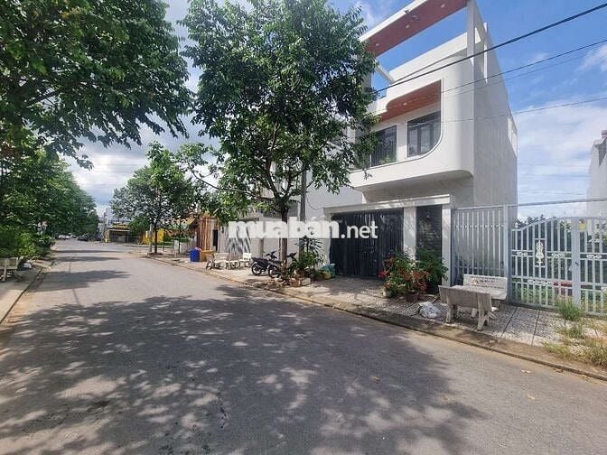 BÁN NỀN - KHU GIẢNG VIÊN ĐH CẦN THƠ