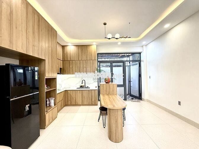 CHO THUÊ NHÀ ĐẸP 3 TẦNG CÓ NỘI THẤT GIÁ 22 TRIỆU/THÁNG KĐT MỸ GIA